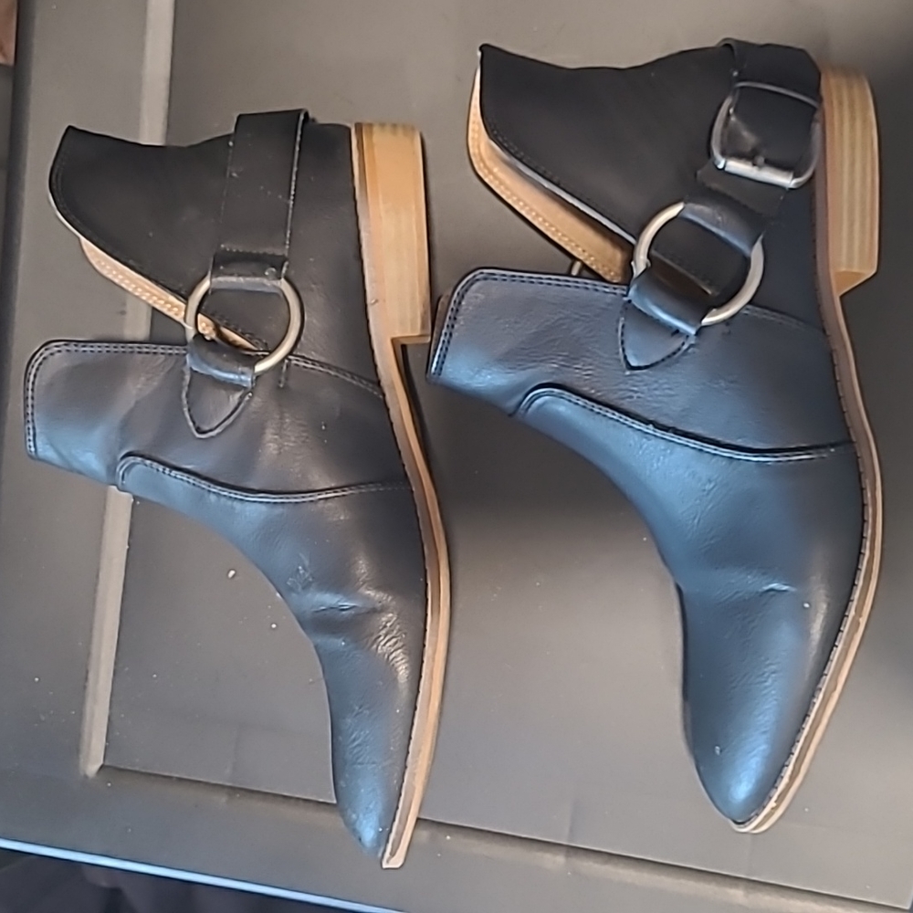 Booties - Picture 2 of 4